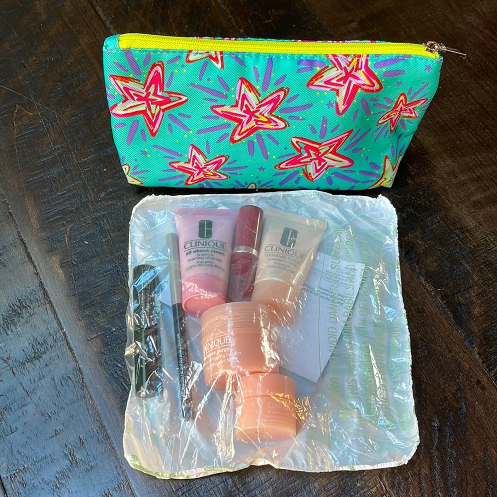 Clinique Cosmetic Travel Bag  - BRAND NEW